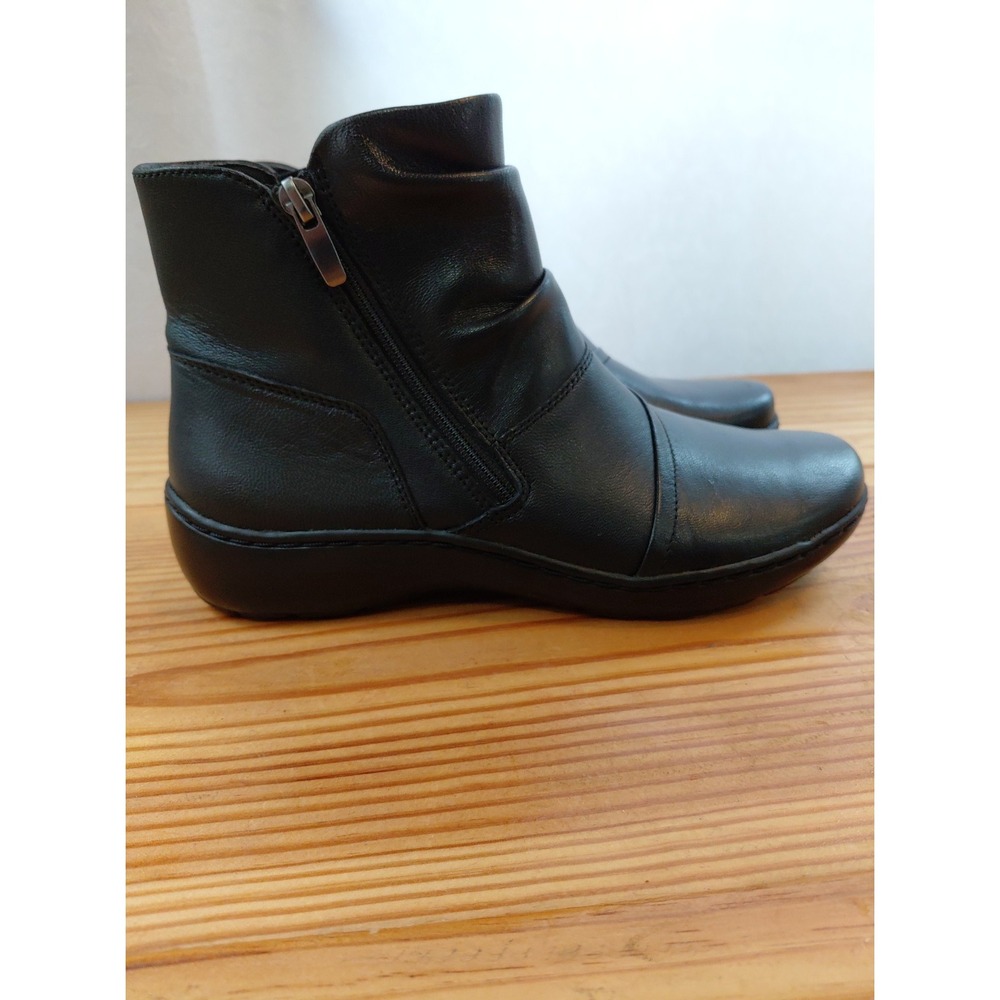 New Clarks Women's Collection Cora Leather 6.5 M